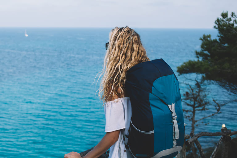 Make Your Waikiki Trip Stress-Free with Luggage Storage Services
