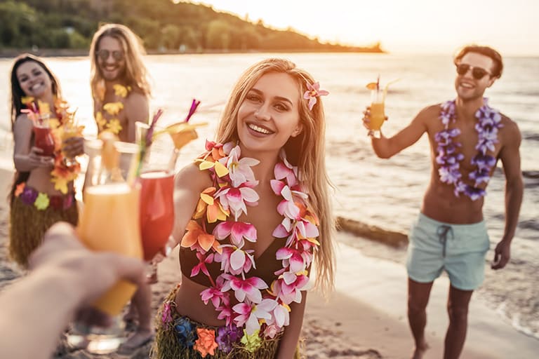 Cheers to the Best Happy Hour Spots in Waikiki