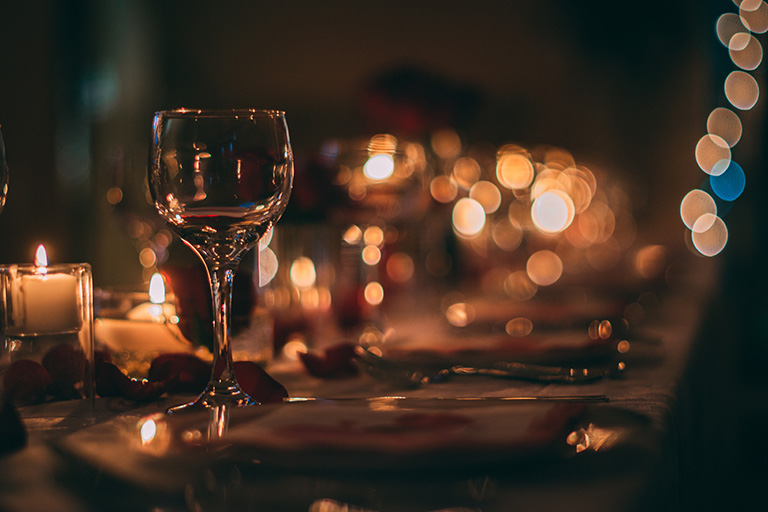 The 8 Best Local Restaurants in Waikiki for Dinner