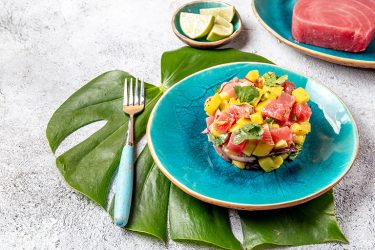 Must-Try Food in Waikiki: Food Trucks, Restaurants, Malls, and More