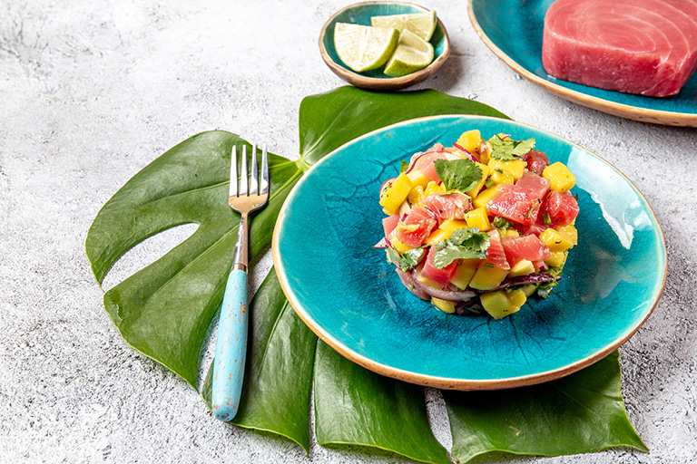 Must-Try Food in Waikiki: Food Trucks, Restaurants, Malls, and More