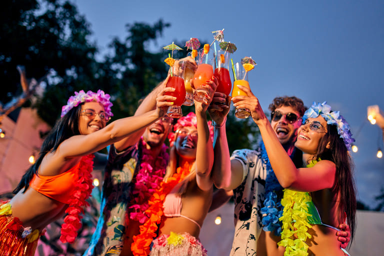 The Ultimate Guide to Waikiki's Electric Nightlife: Where Paradise Parties After Dark